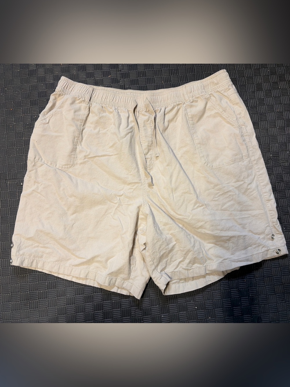 Karen Scott Cream Shorts women’s size 2X